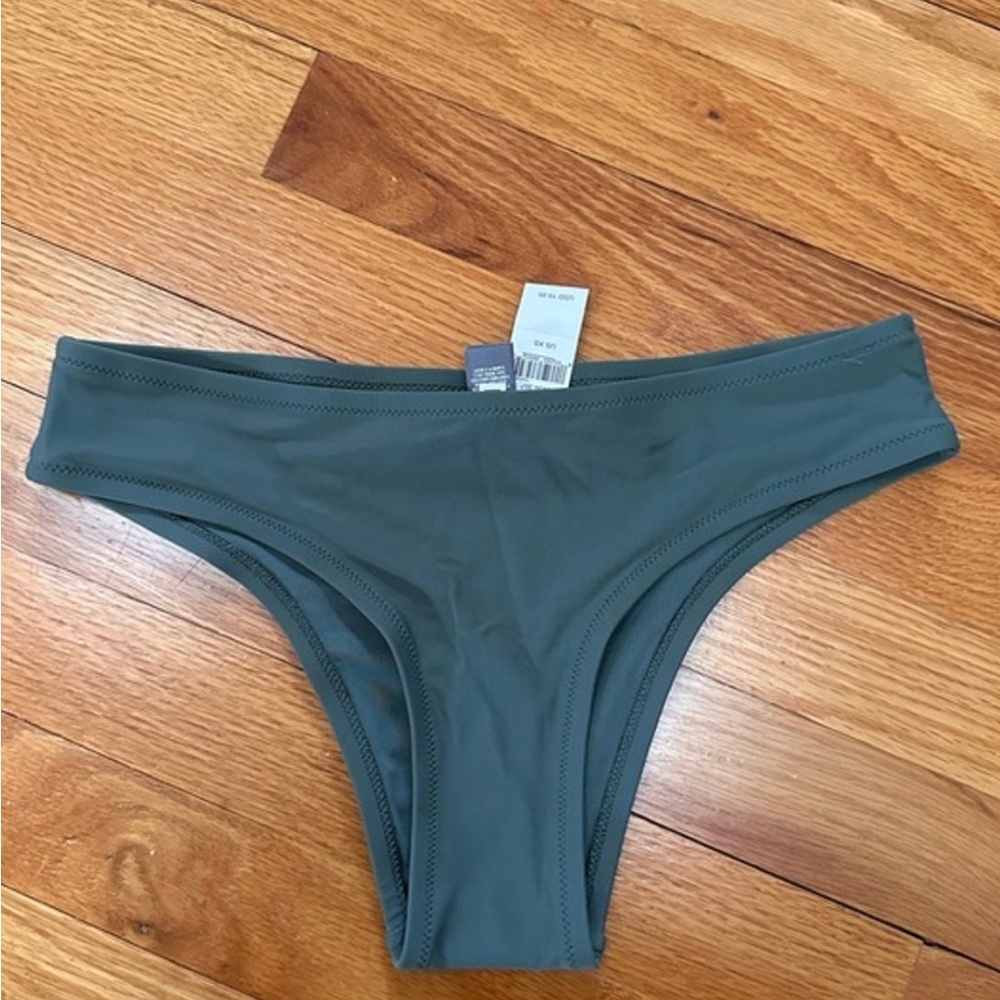Aerie green bottoms